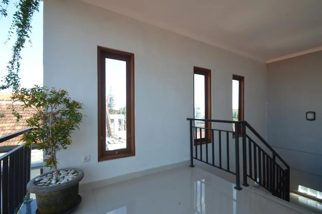 Bali Roomie Seminyak Vendégház