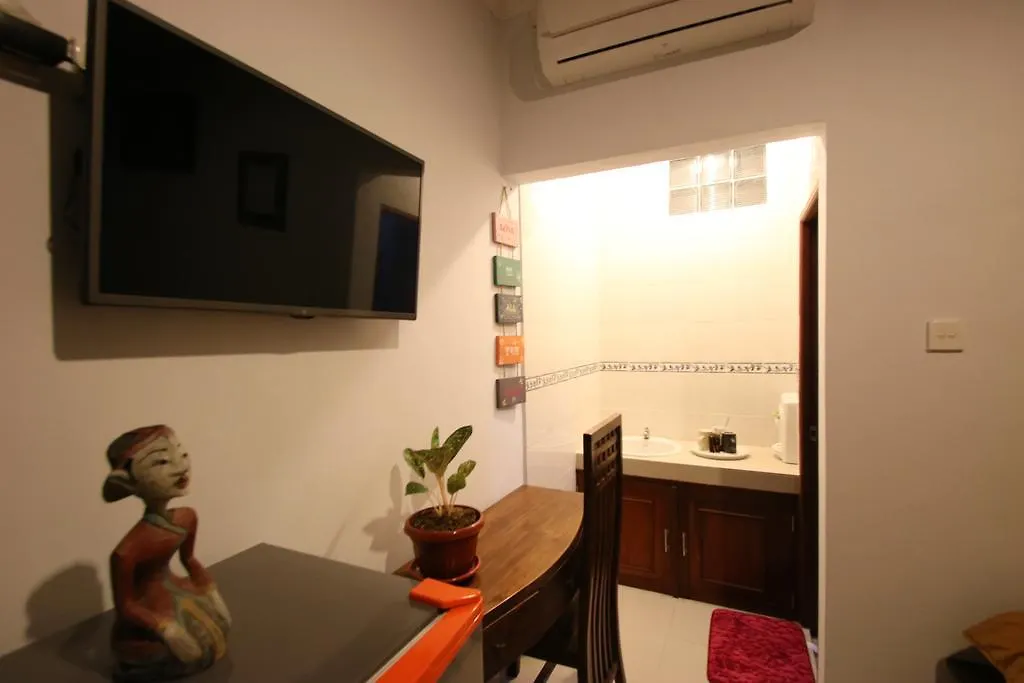 Bali Roomie Seminyak 0*,  Indonesia